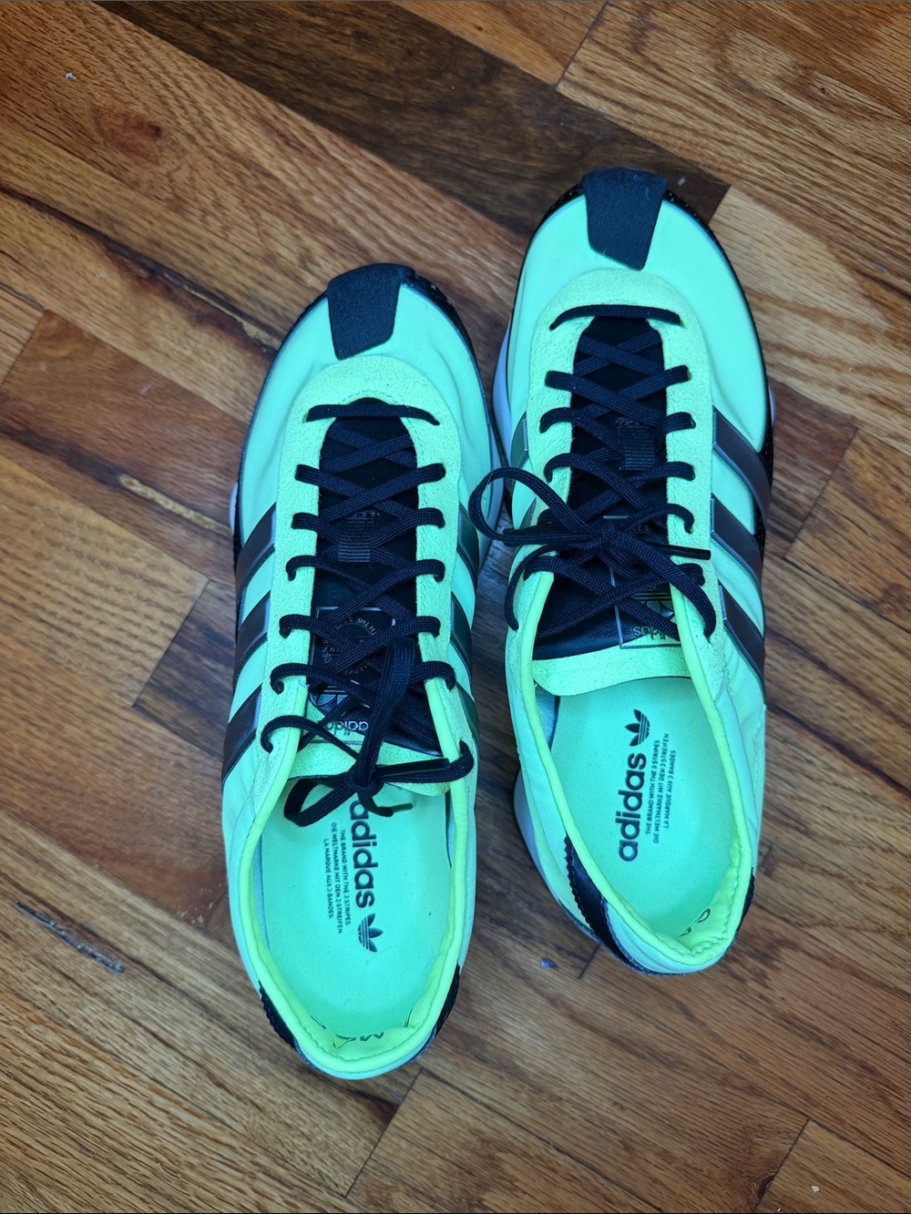 adidas Originals Neon Yellow & Black Tokyo Women’s Sneakers - Picture 4 of 6